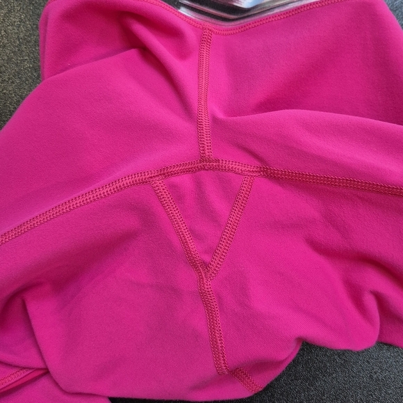 Lululemon Pink Wunder Under Crop Leggings - Size 4 - Picture 11 of 14